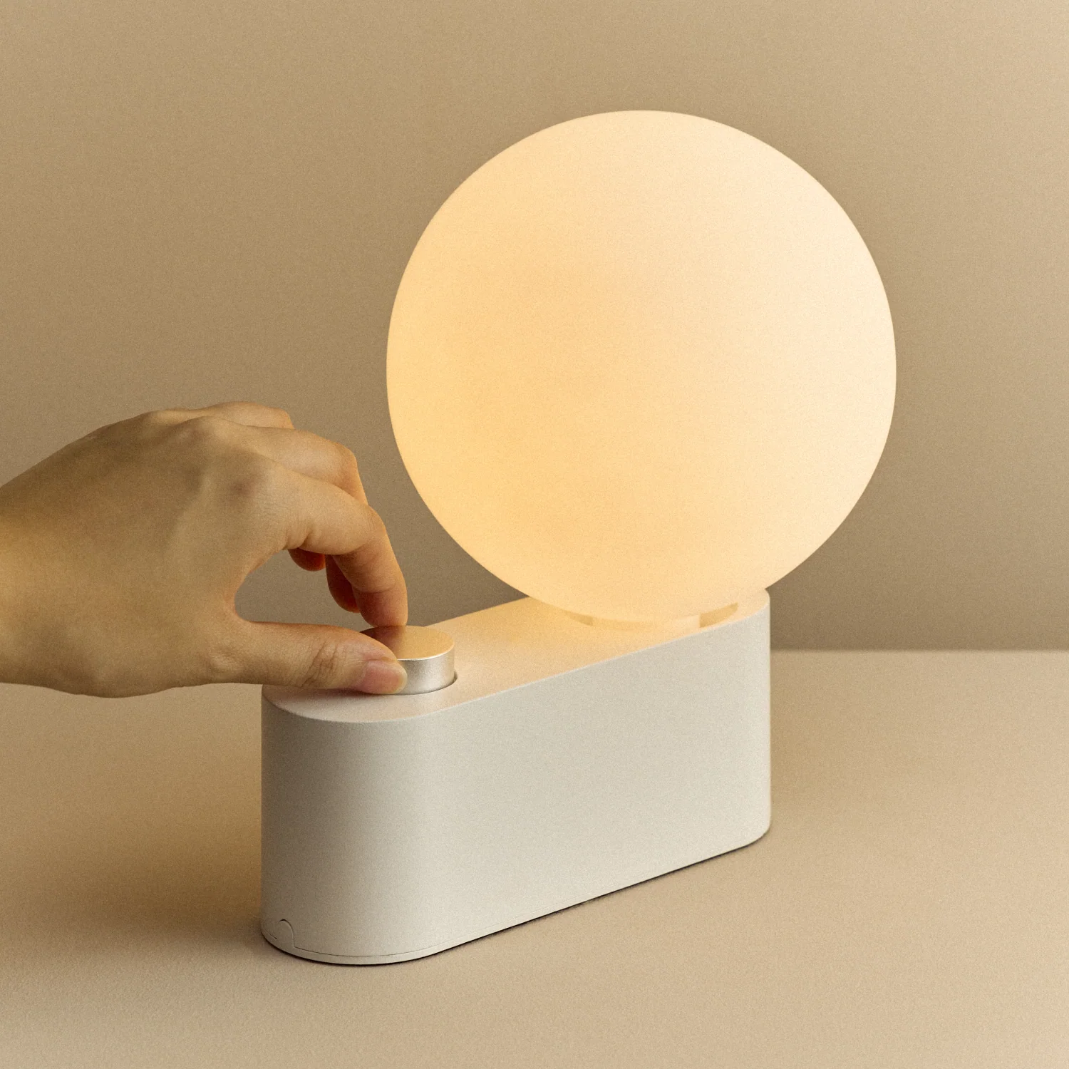 Alumina Multi-Use Lamp in Chalk - Image 7