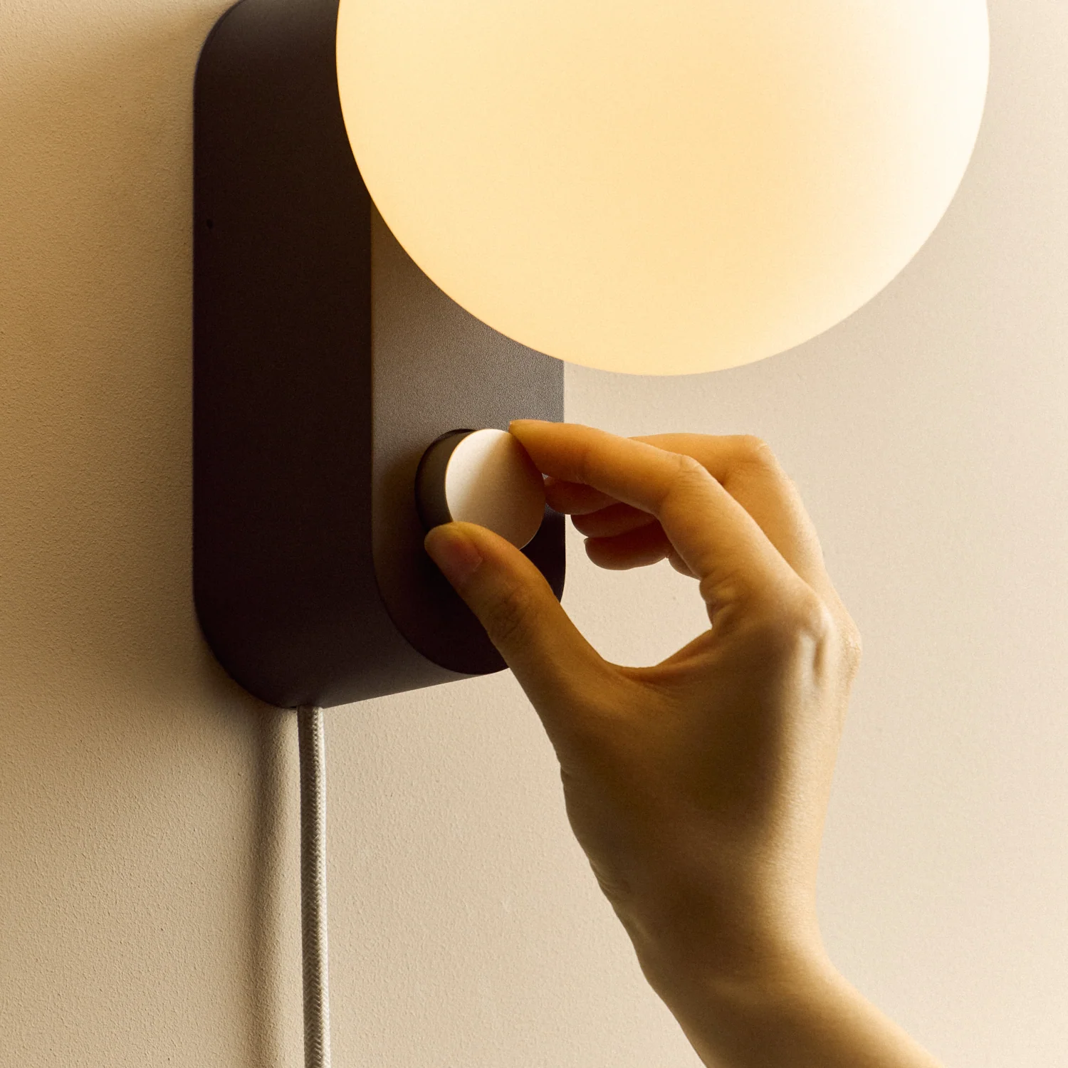 Alumina Multi-Use Lamp in Charcoal - Image 7