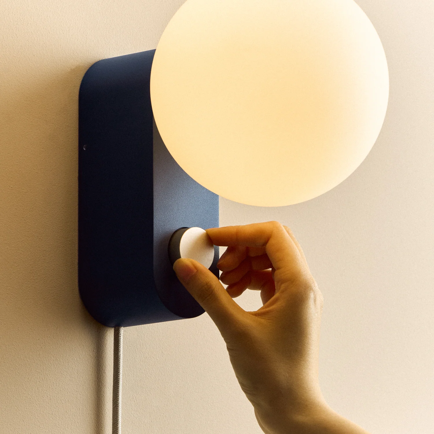 Alumina Multi-Use Lamp in Sapphire - Image 7