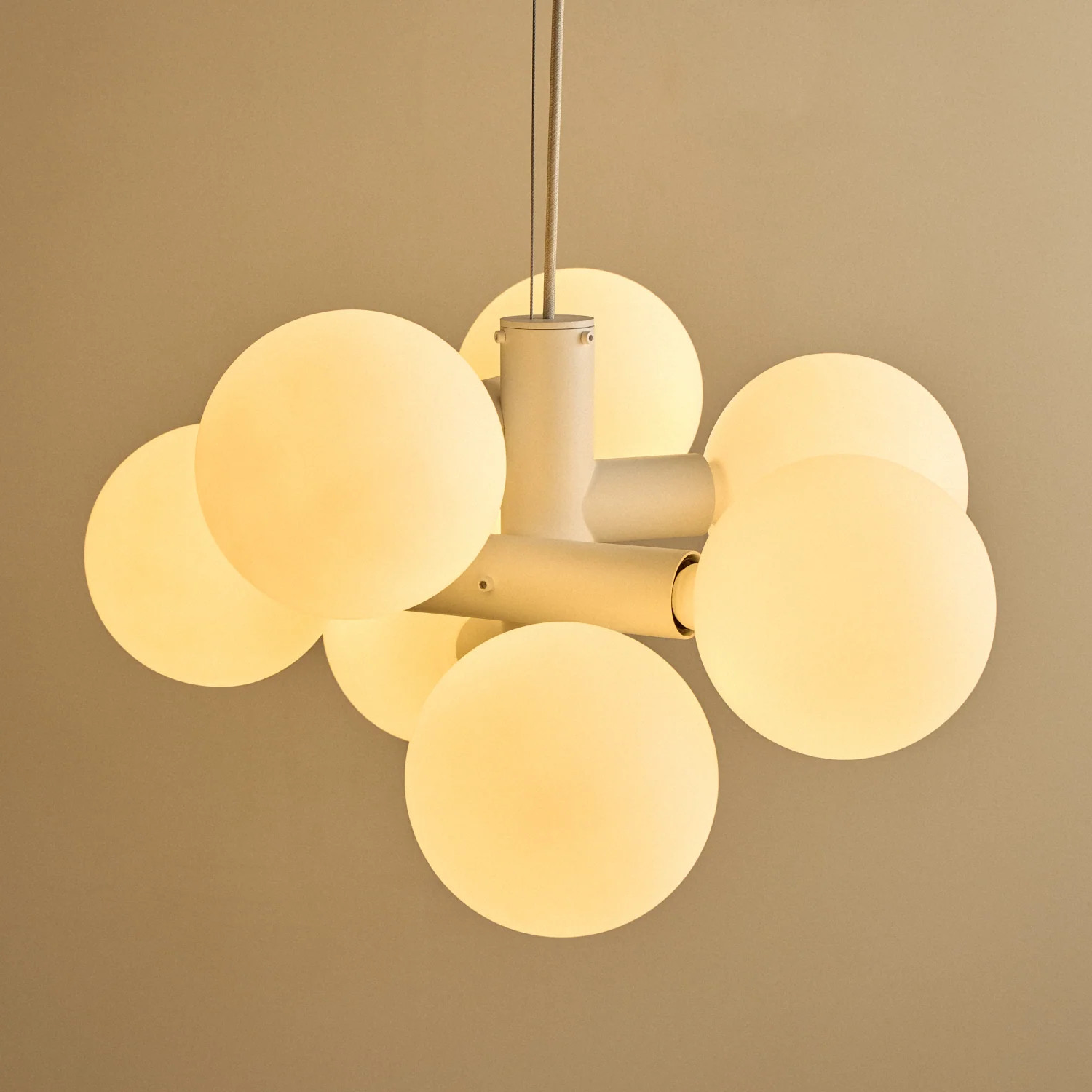 Echo Chandelier - Image 7