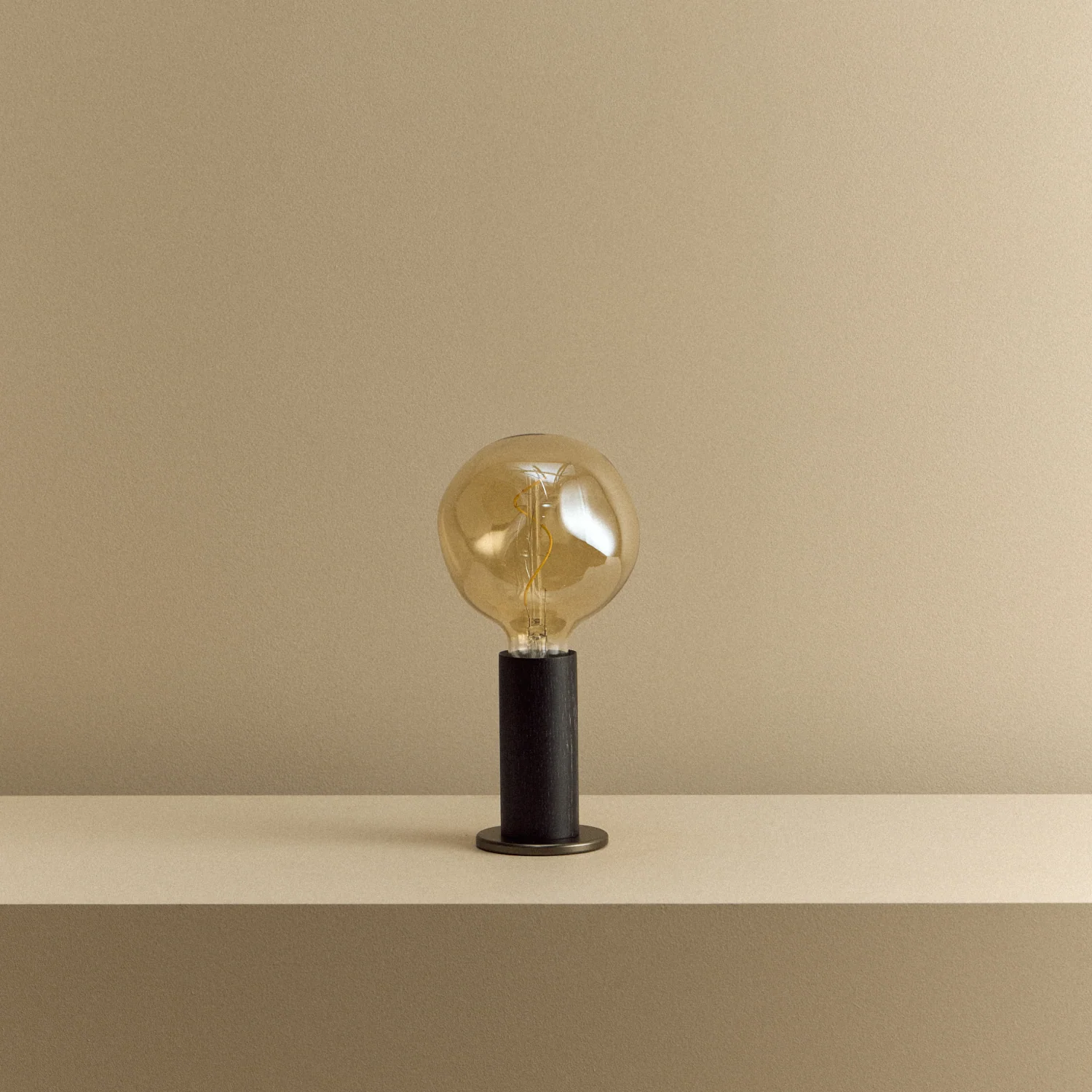 Knuckle Table Lamp in Blackened Oak + Voronoi I - Image 8