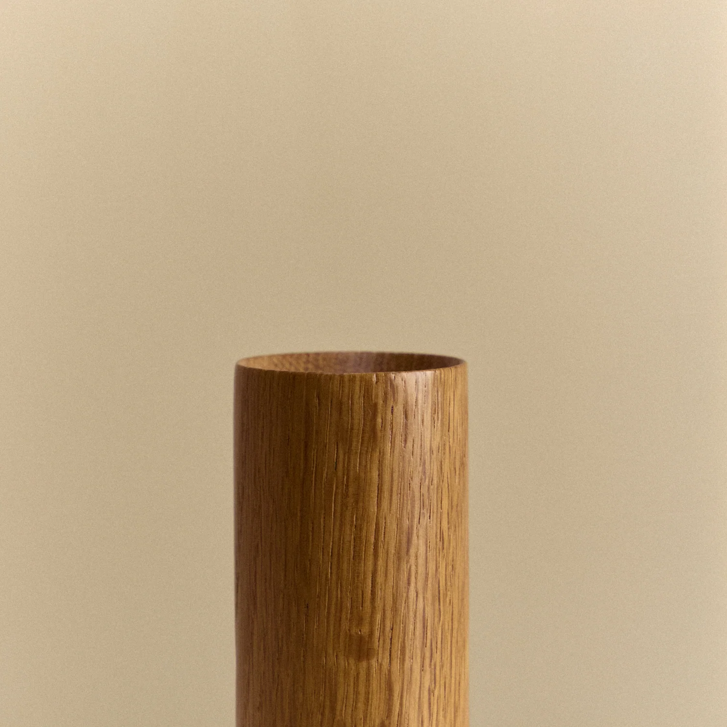 Knuckle Table Lamp in Oak + Enno - Image 5