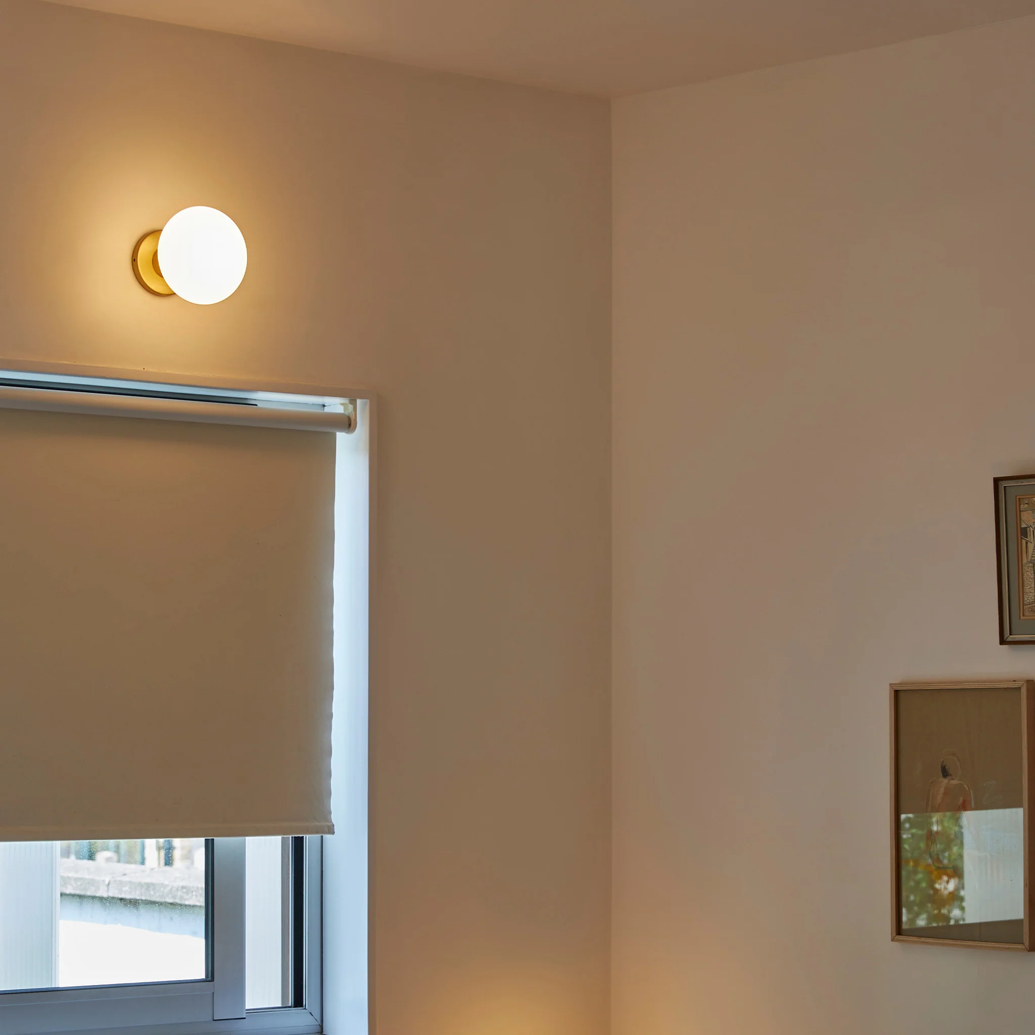 Lochan Wall Light in Brass + Oval - Image 5