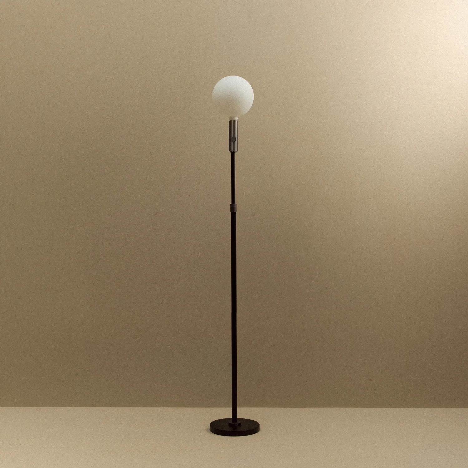 Poise Adjustable Floor Lamp in Graphite + Sphere V - Image 10