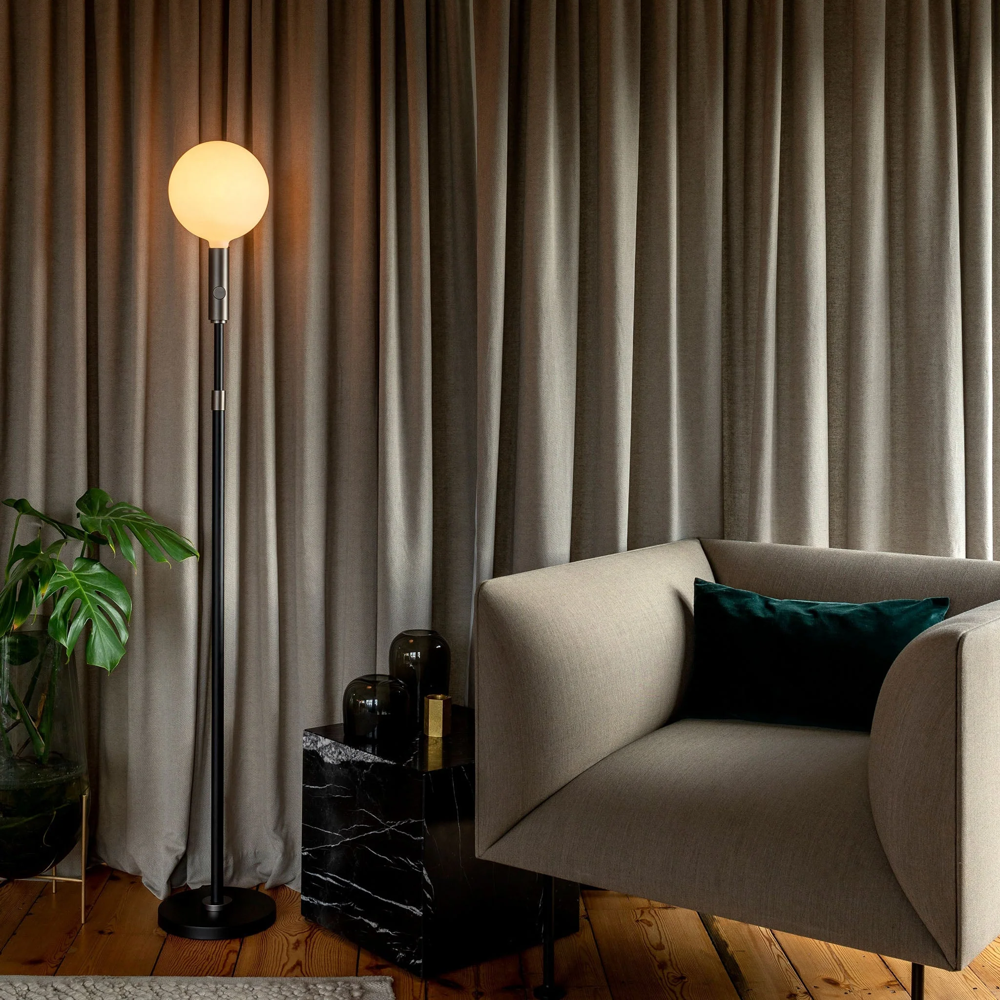 Poise Adjustable Floor Lamp in Graphite + Sphere V - Image 4