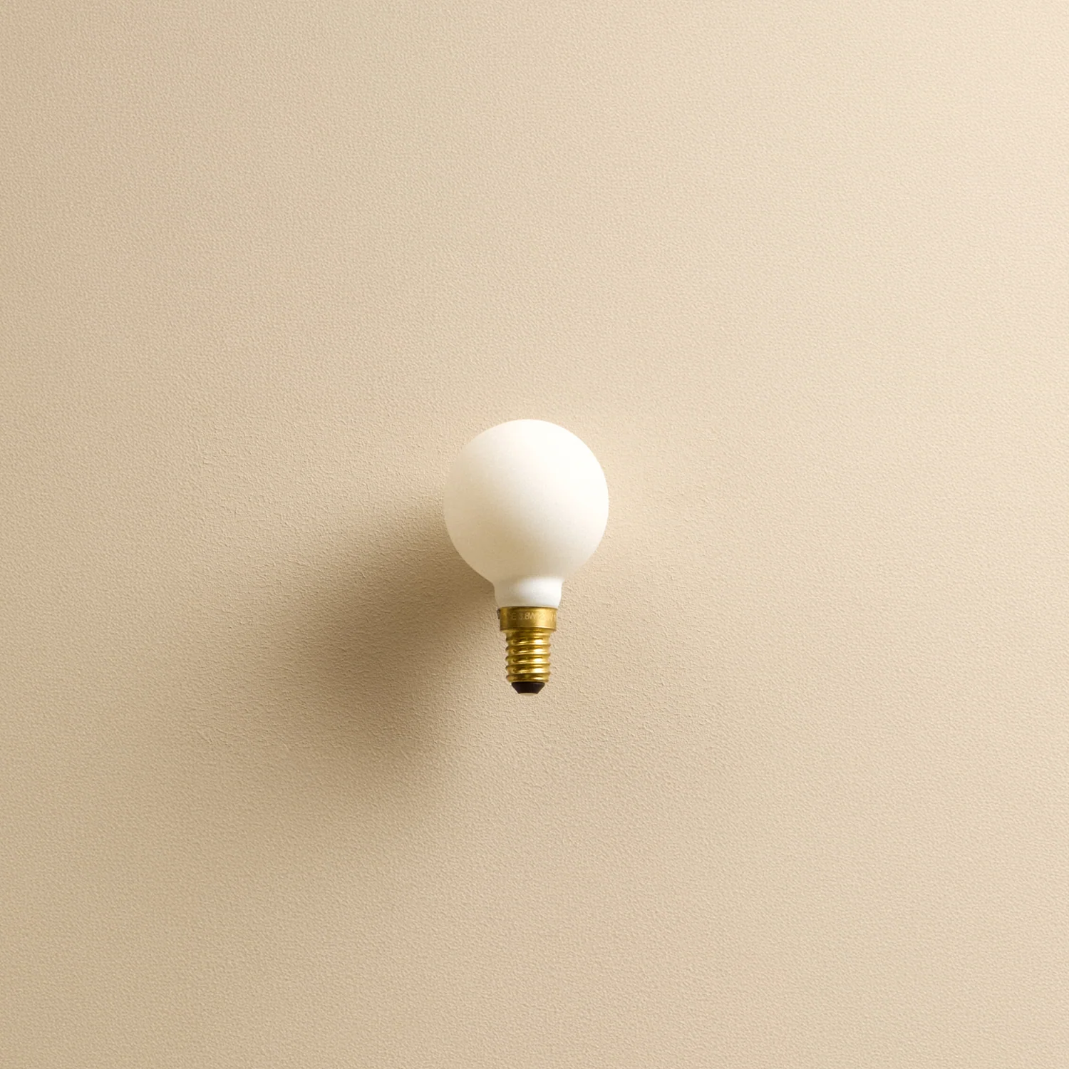 Sphere I E14 Dim-to-Warm LED Bulb