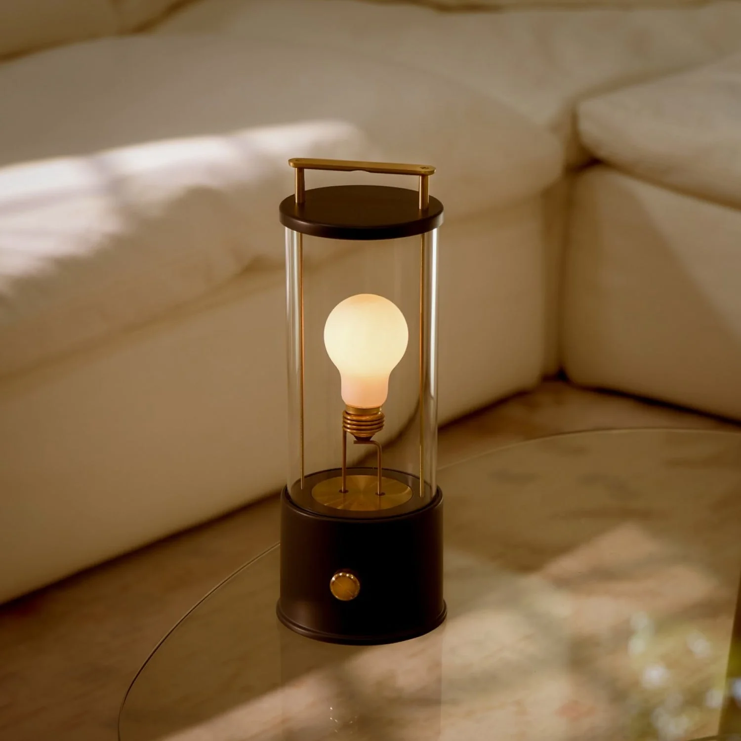The Muse 2.0 Portable Lamp in Hackles Black - Image 2