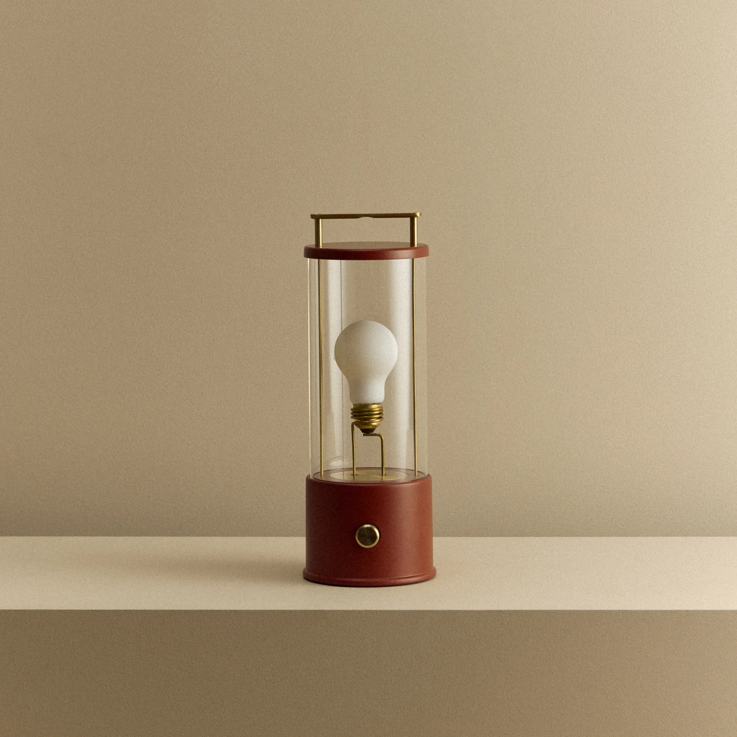 The Muse 2.0 Portable Lamp in Pomona Red - Image 12