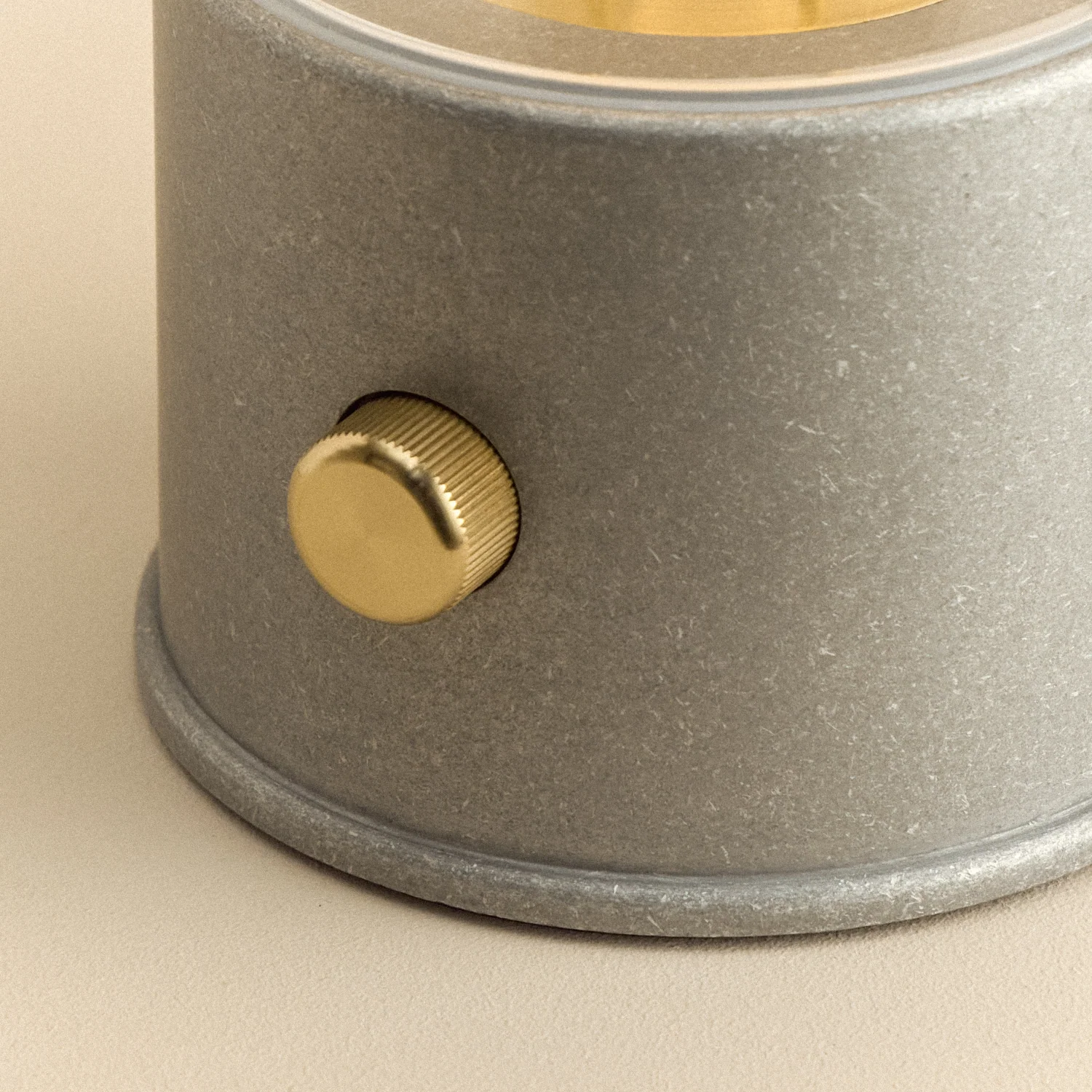 The Rugged Muse 2.0 Portable Lamp - Image 9