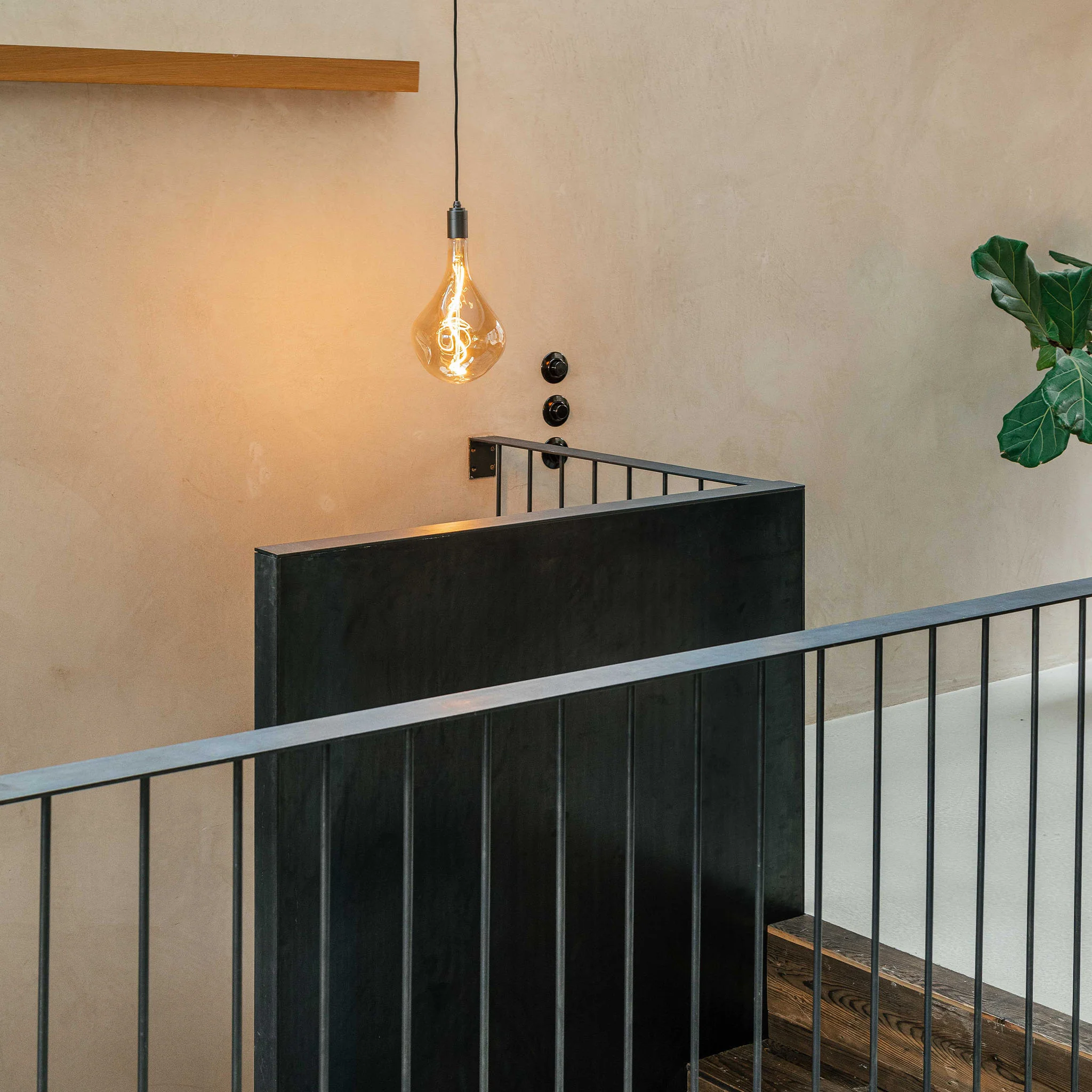 Voronoi III Pendant Light in Graphite - Image 4